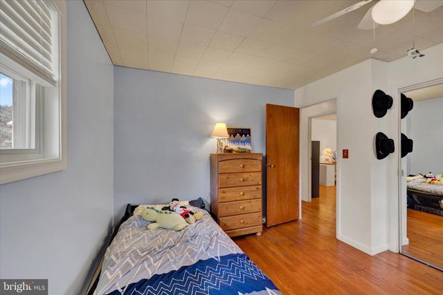 81 E COLLEGE AVE, Wernersville, PA 19565