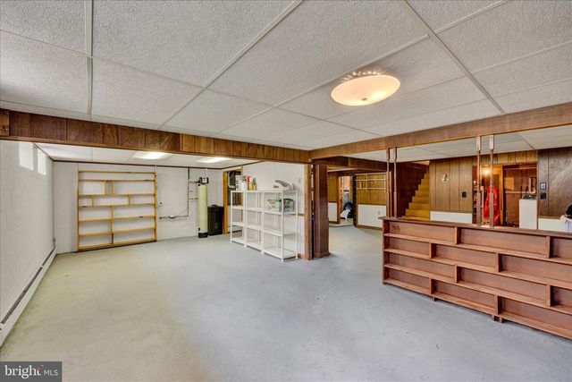 81 E COLLEGE AVE, Wernersville, PA 19565