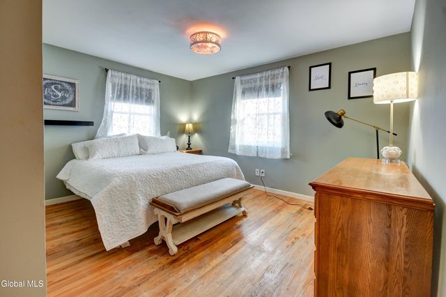 6 Jo Ann Court, Colonie, NY 12205