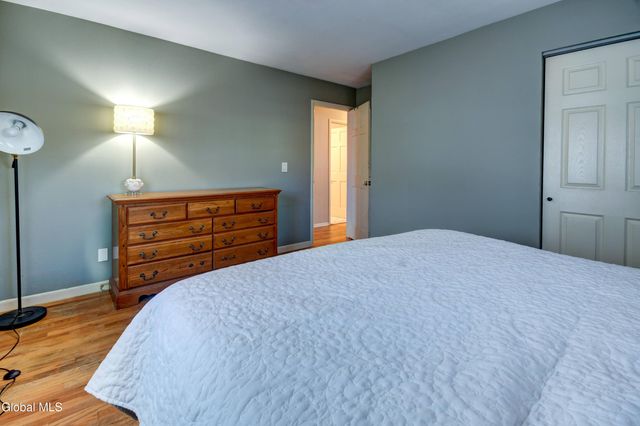 6 Jo Ann Court, Colonie, NY 12205