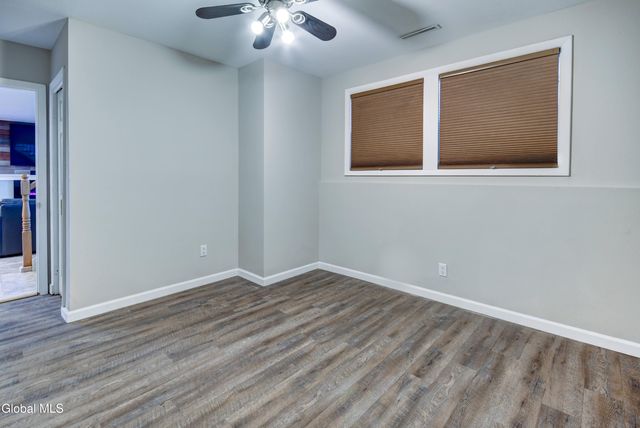 6 Jo Ann Court, Colonie, NY 12205