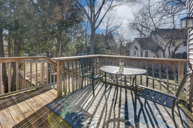 6 Jo Ann Court, Colonie, NY 12205