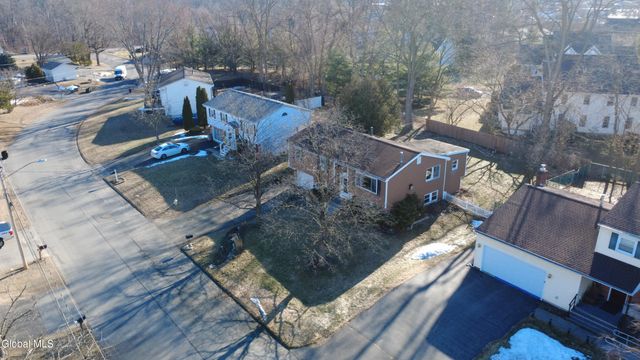 6 Jo Ann Court, Colonie, NY 12205