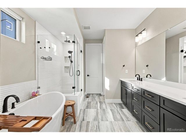 9240 Star Fall Cir, Littleton, CO 80125
