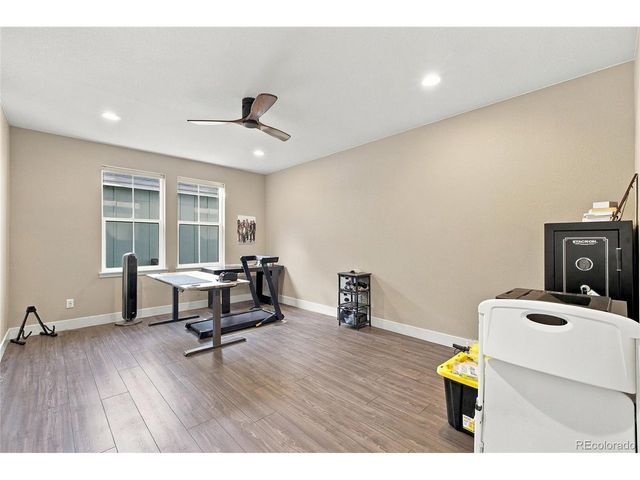 9240 Star Fall Cir, Littleton, CO 80125