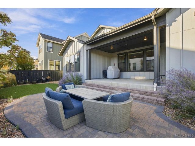 9240 Star Fall Cir, Littleton, CO 80125