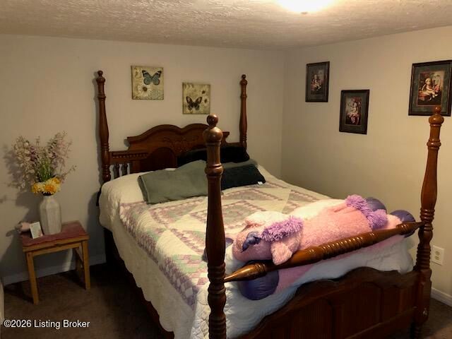 693 N Lakeview Dr, Louisville, KY 40229