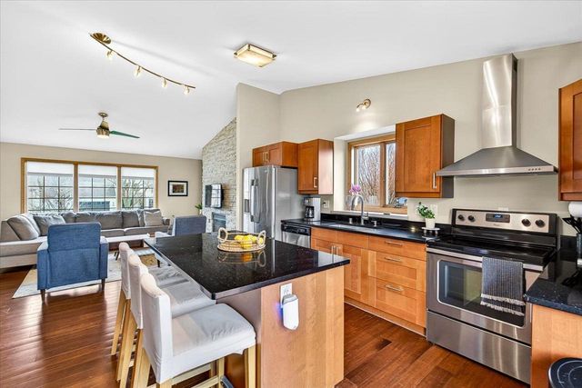 2322 Quartz Lane, Madison, WI 53719