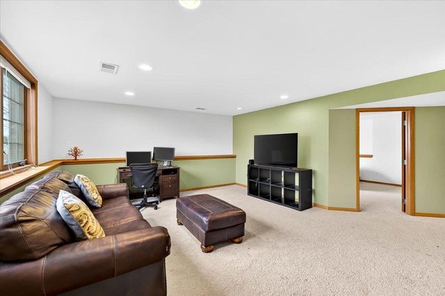 2322 Quartz Lane, Madison, WI 53719