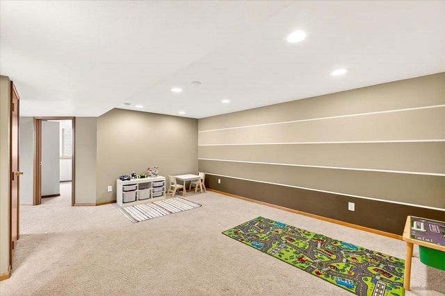 2322 Quartz Lane, Madison, WI 53719