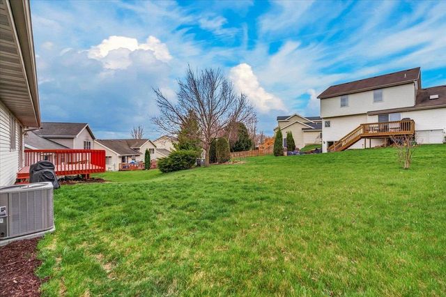 2322 Quartz Lane, Madison, WI 53719