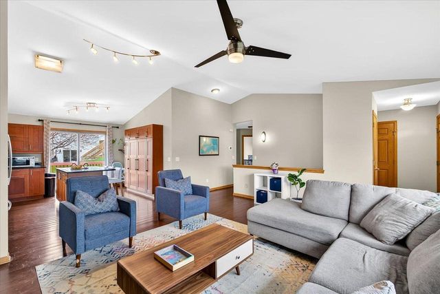 2322 Quartz Lane, Madison, WI 53719