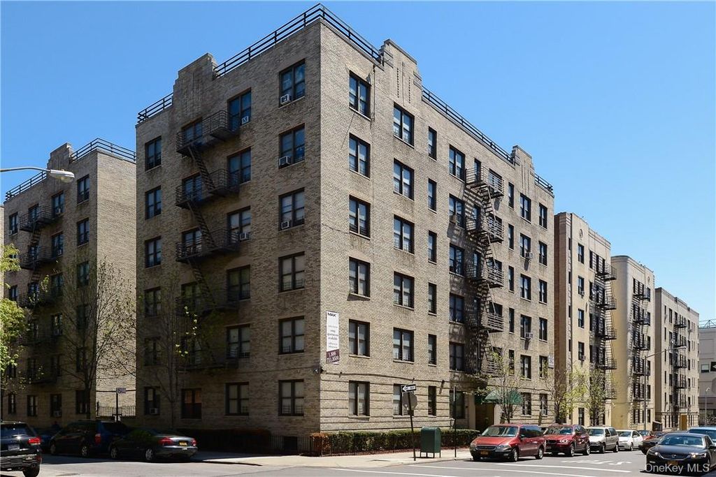 55 E 190 Street 56, Bronx, NY 10468