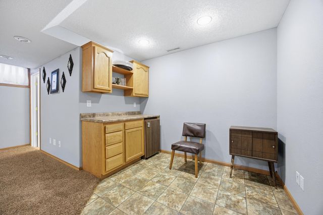 1003 12th Street N, Moorhead, MN 56560