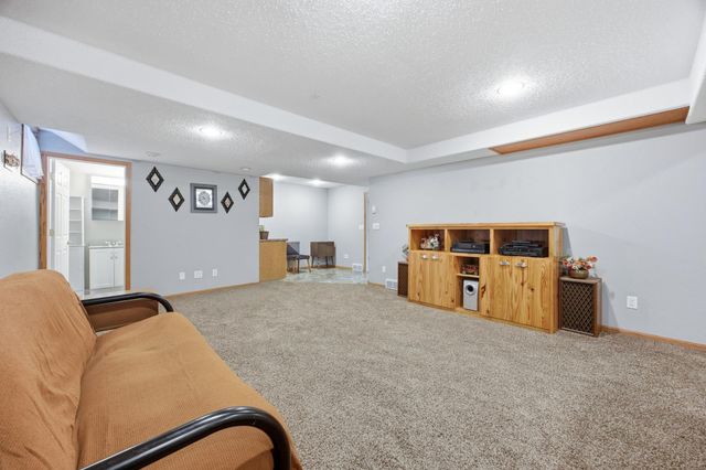 1003 12th Street N, Moorhead, MN 56560