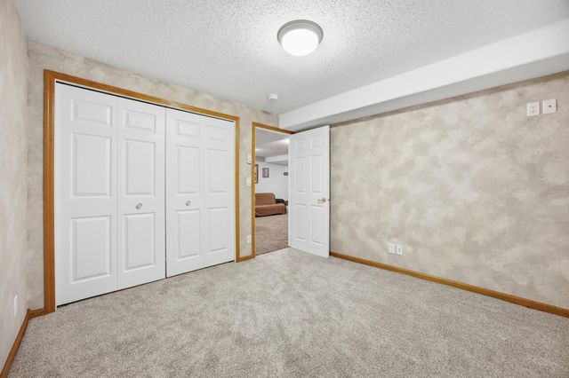 1003 12th Street N, Moorhead, MN 56560