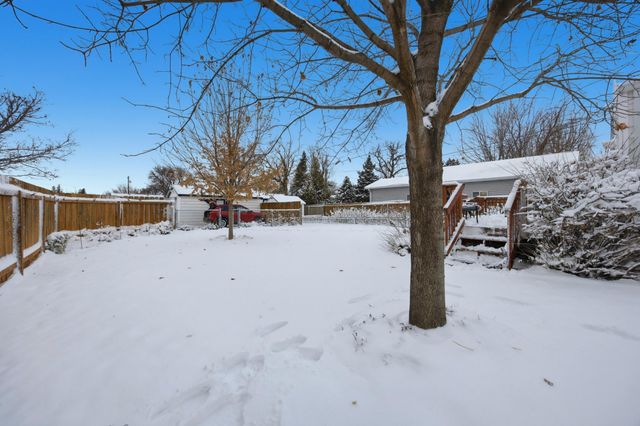 1003 12th Street N, Moorhead, MN 56560