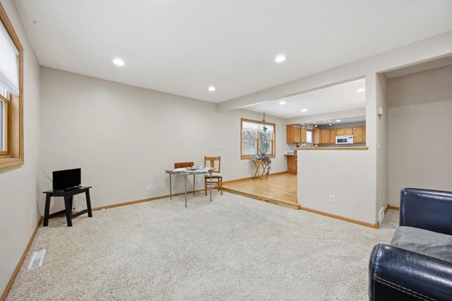 1003 12th Street N, Moorhead, MN 56560