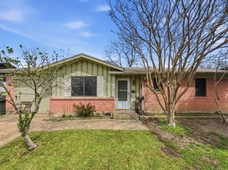617 Rosewood Hills Drive, Garland, TX 75040
