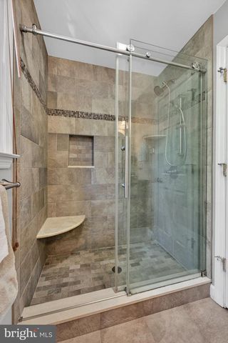 17 SHERWOOD DR, Medford, NJ 08055
