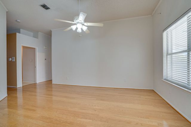 2701 Chatsworth Drive, Grapevine, TX 76051