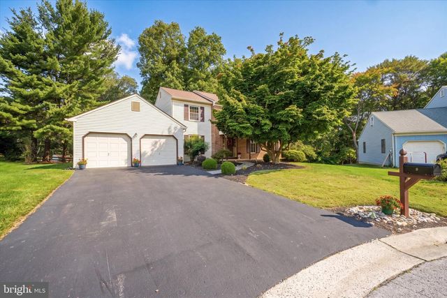 9 ROUND TREE CIR, Hockessin, DE 19707