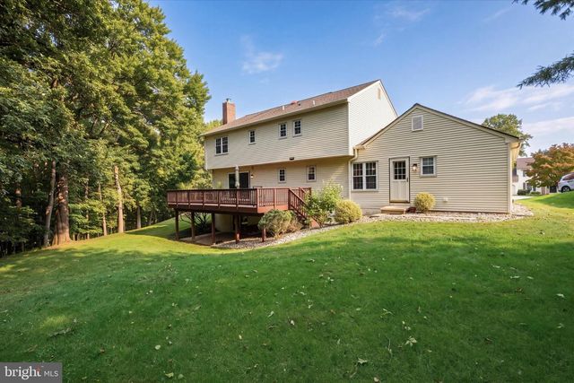 9 ROUND TREE CIR, Hockessin, DE 19707