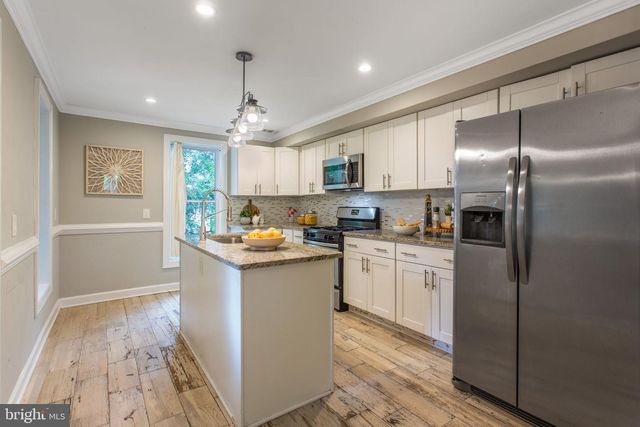 2217 14TH ST SE, Washington, DC 20020