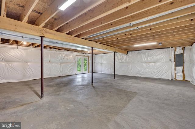 643 PINE RIDGE DR, Front Royal, VA 22630