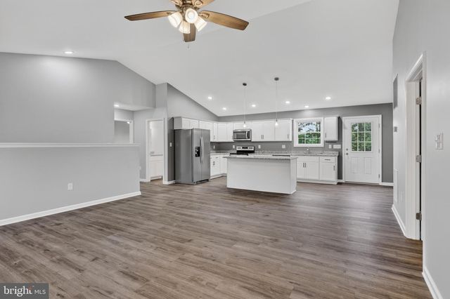 643 PINE RIDGE DR, Front Royal, VA 22630