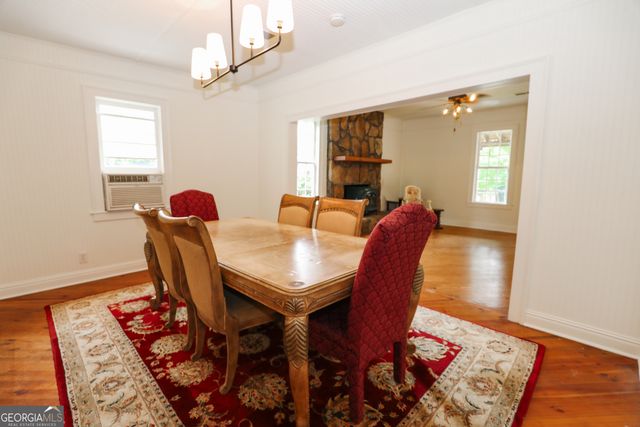 363 Sanders Davis Road, Newnan, GA 30263