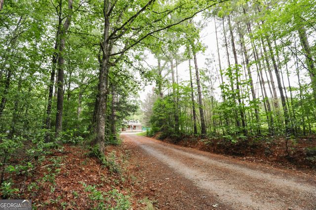 363 Sanders Davis Road, Newnan, GA 30263