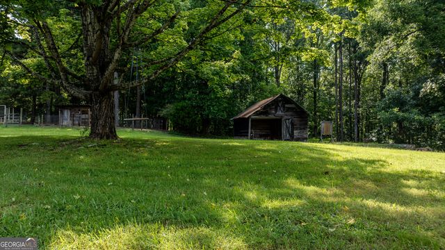 363 Sanders Davis Road, Newnan, GA 30263