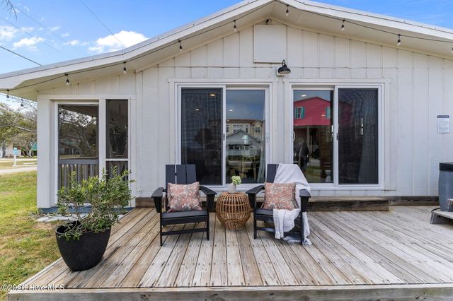 636 & 644 S Third Avenue, Kure Beach, NC 28449