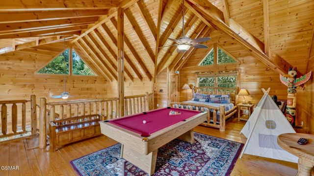 1123 Towering Oaks Drive, Sevierville, TN 37876
