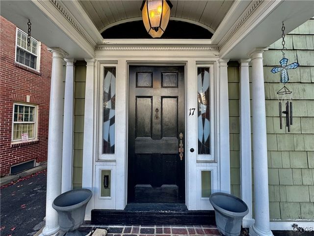 17 Pleasant Street, Utica, NY 13501