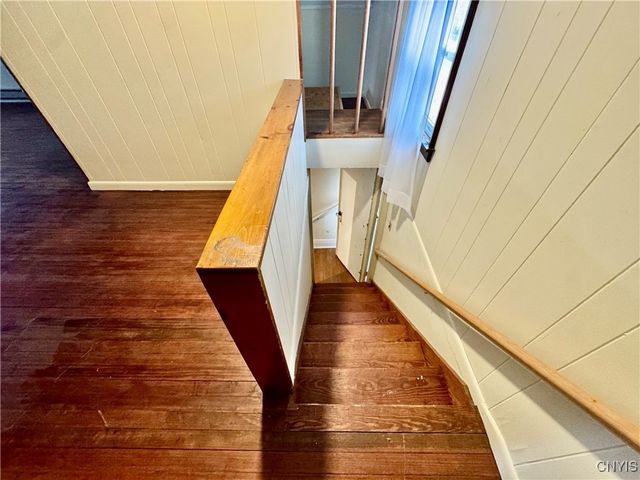 17 Pleasant Street, Utica, NY 13501