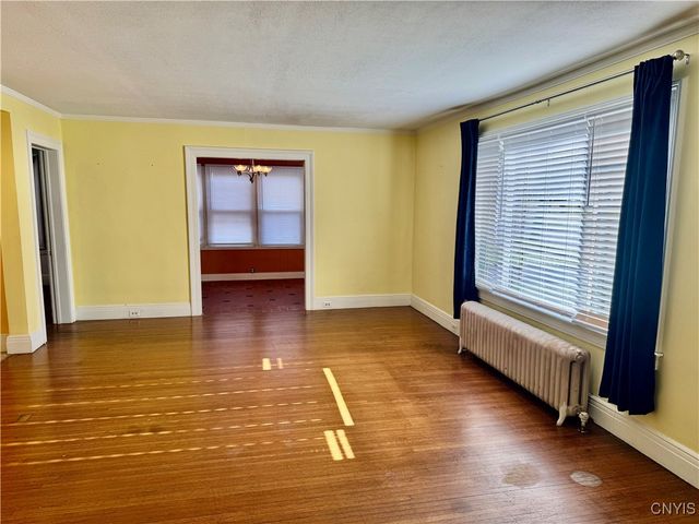 17 Pleasant Street, Utica, NY 13501