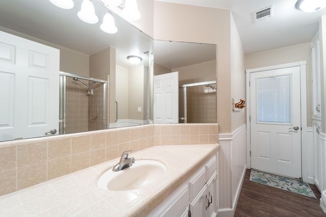 1428 Killette Road, Tulare, CA 93274