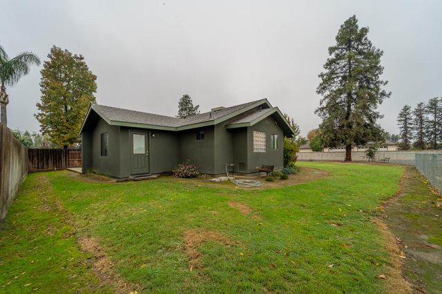 1428 Killette Road, Tulare, CA 93274