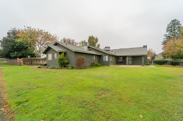 1428 Killette Road, Tulare, CA 93274