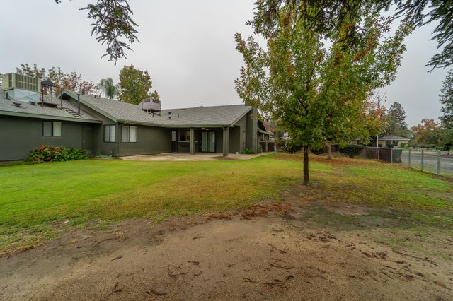1428 Killette Road, Tulare, CA 93274
