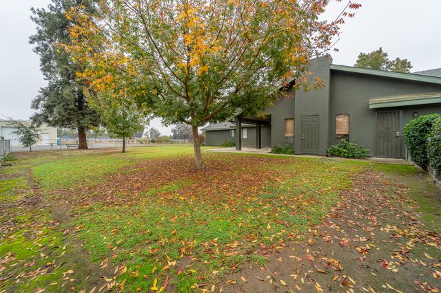 1428 Killette Road, Tulare, CA 93274