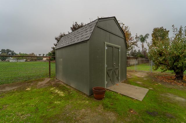 1428 Killette Road, Tulare, CA 93274