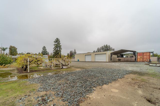 1428 Killette Road, Tulare, CA 93274
