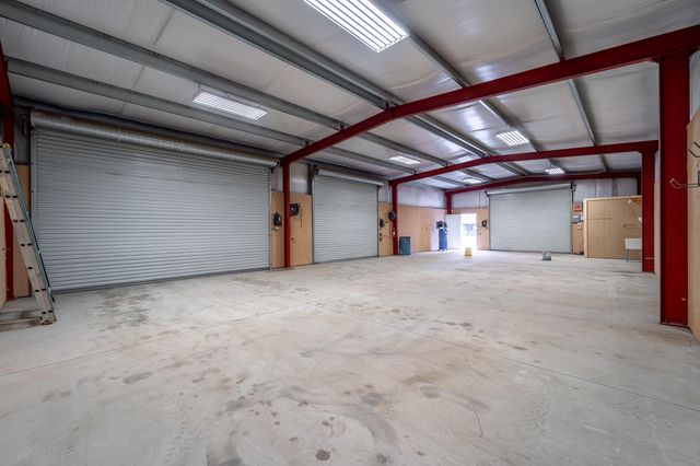 1428 Killette Road, Tulare, CA 93274