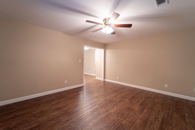 1428 Killette Road, Tulare, CA 93274