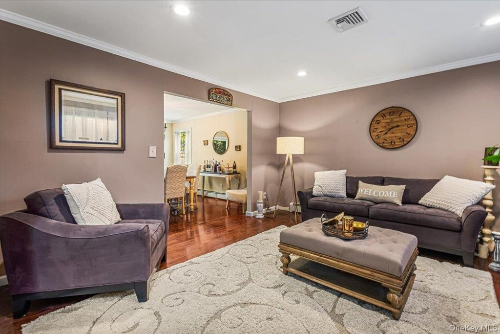 61 Delamere Street, Huntington, NY 11743 — photo 5