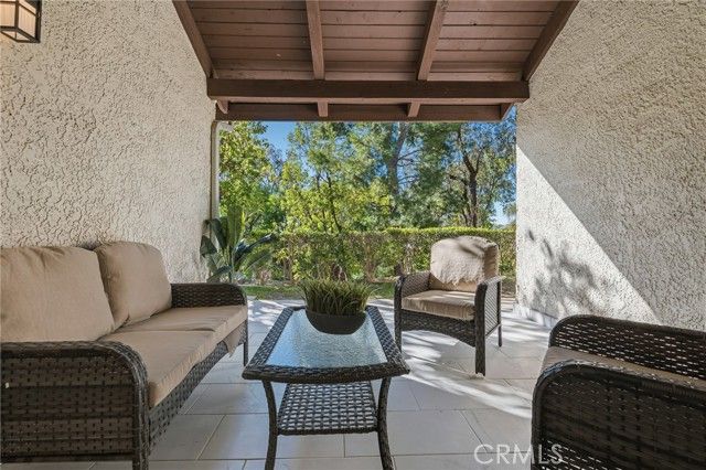 9502 Via Salerno, Burbank, CA 91504