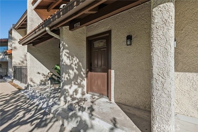 9502 Via Salerno, Burbank, CA 91504